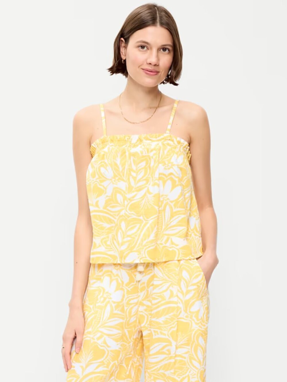 NWT L Yellow Floral Old Navy Smocked Crinkle Gauze Tank Top